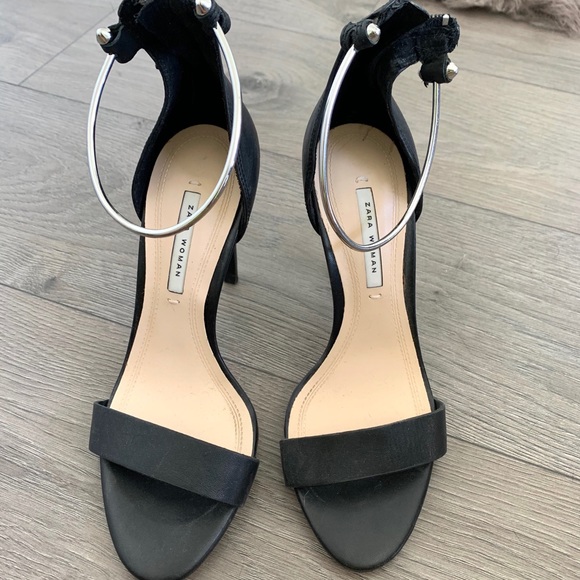 Zara black heels - size 6 - Picture 4 of 4